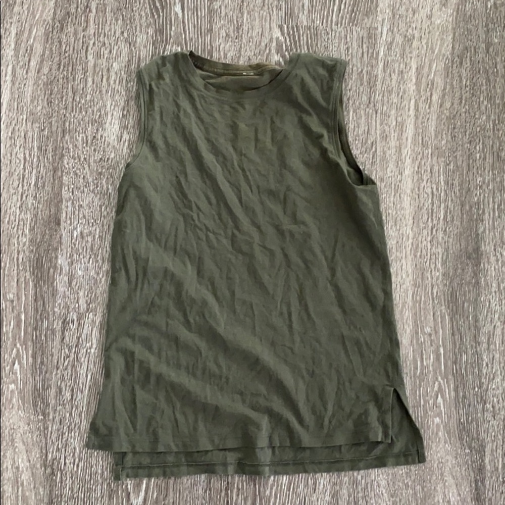 Lululemon green tank